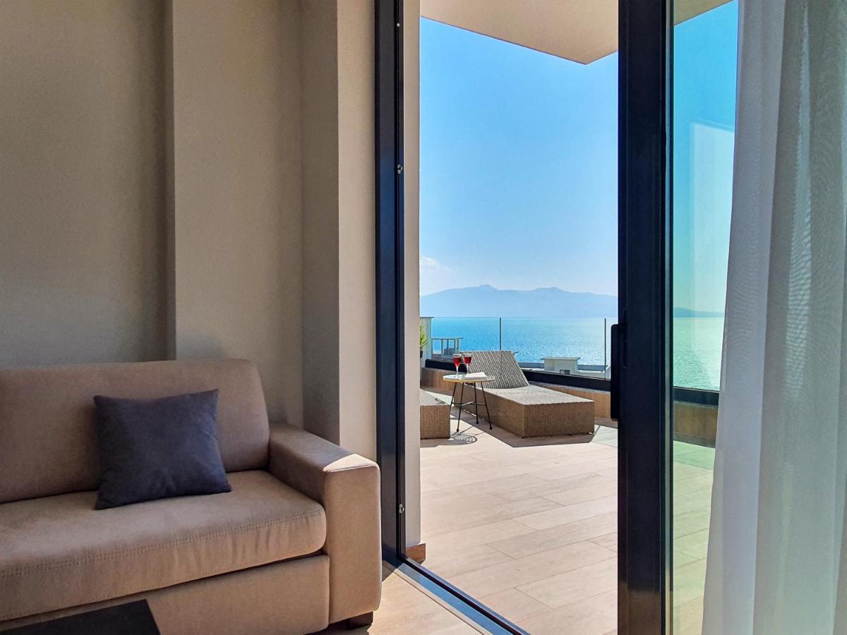 Meraviglia Boutique Hotel Sarandë Esterno foto