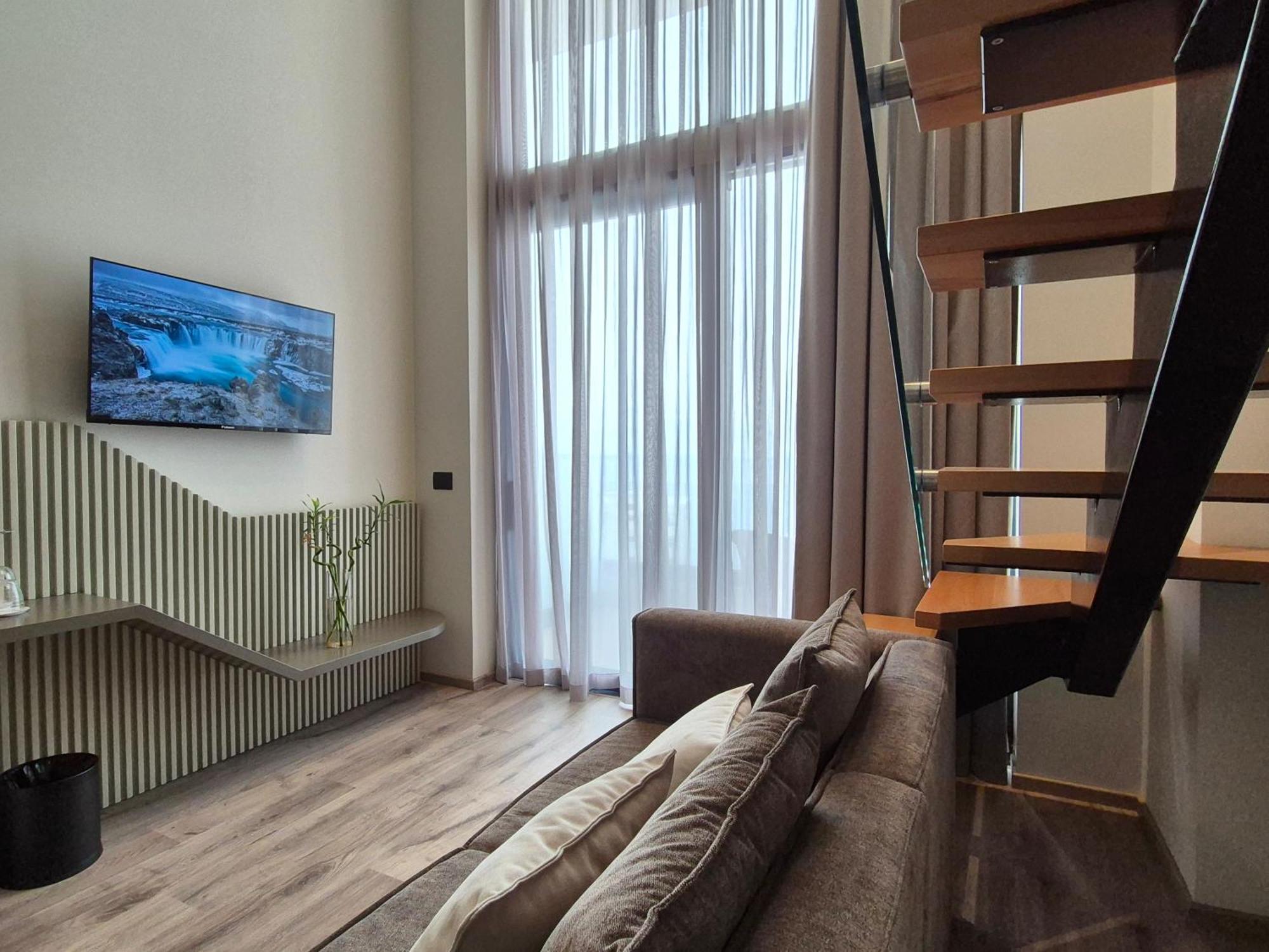 Meraviglia Boutique Hotel Sarandë Esterno foto