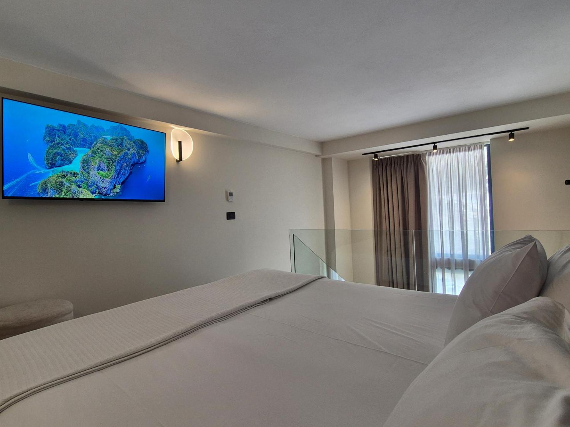 Meraviglia Boutique Hotel Sarandë Esterno foto